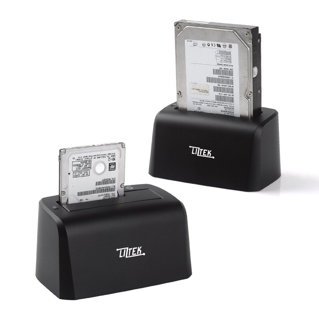 The Liztek HDDS1BS dock supports both 2.5" (left) and 3.5" (right) hard drives.