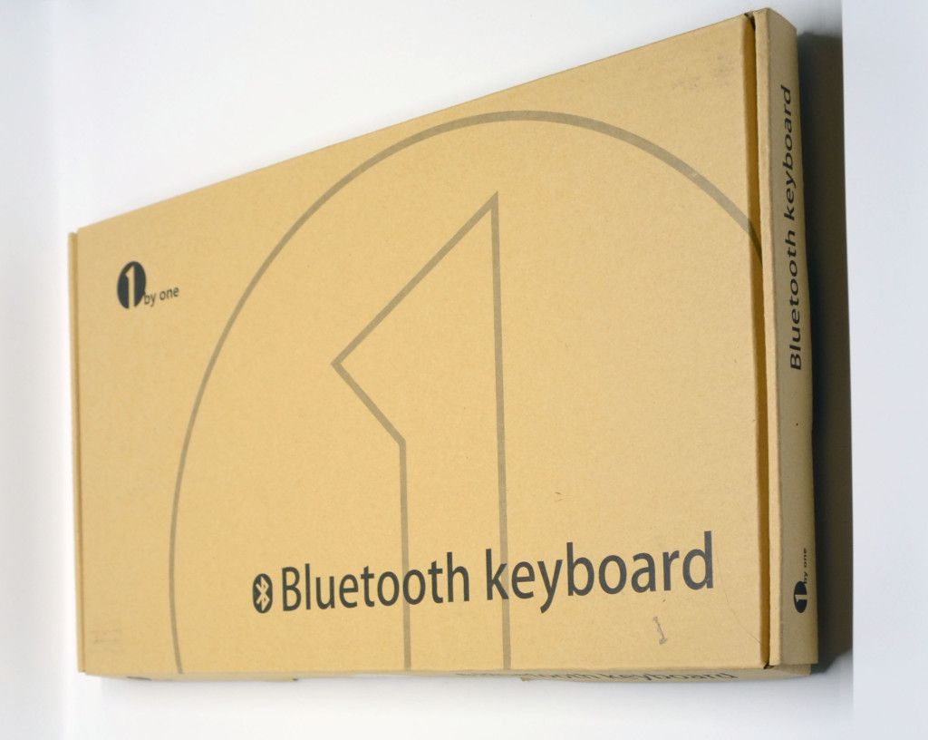 1byone Wireless Bluetooth Keyboard packaging.