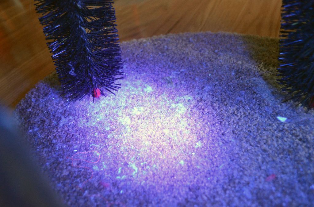 Yep, there's some staining on our cat's scratching platform.