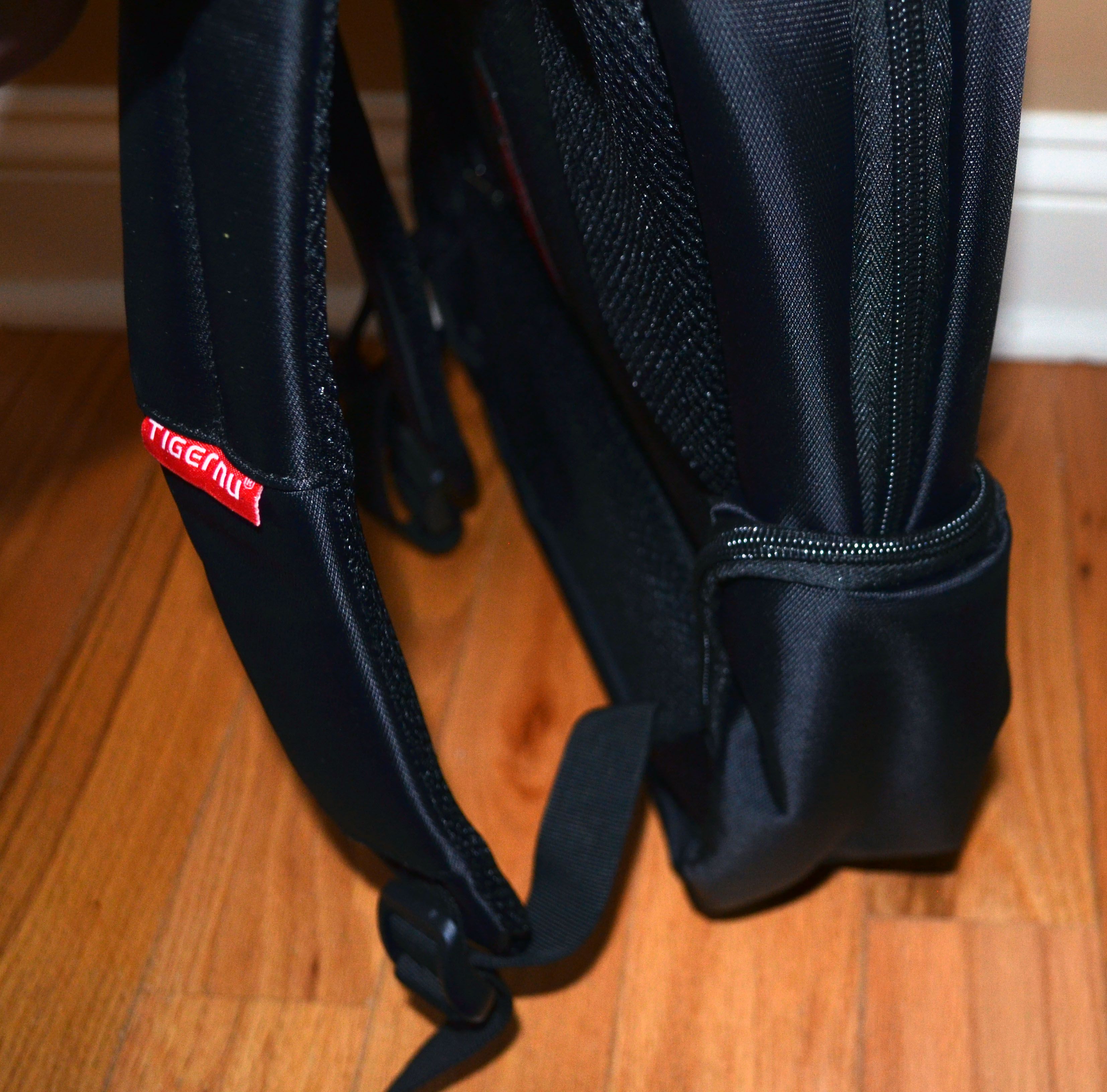 A look at the lower sides and closer look at the material.
