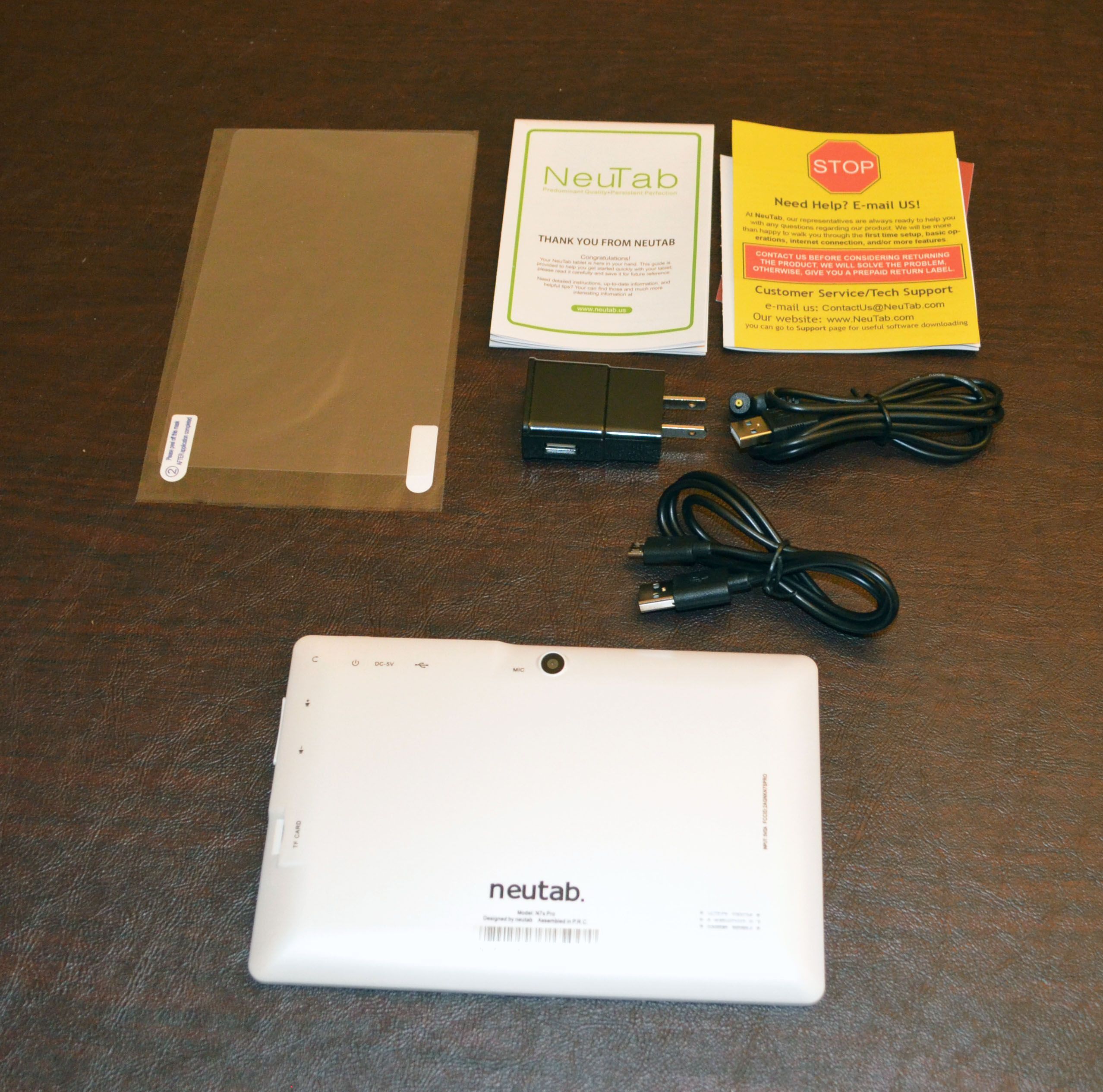 The contents and rear of the tablet.