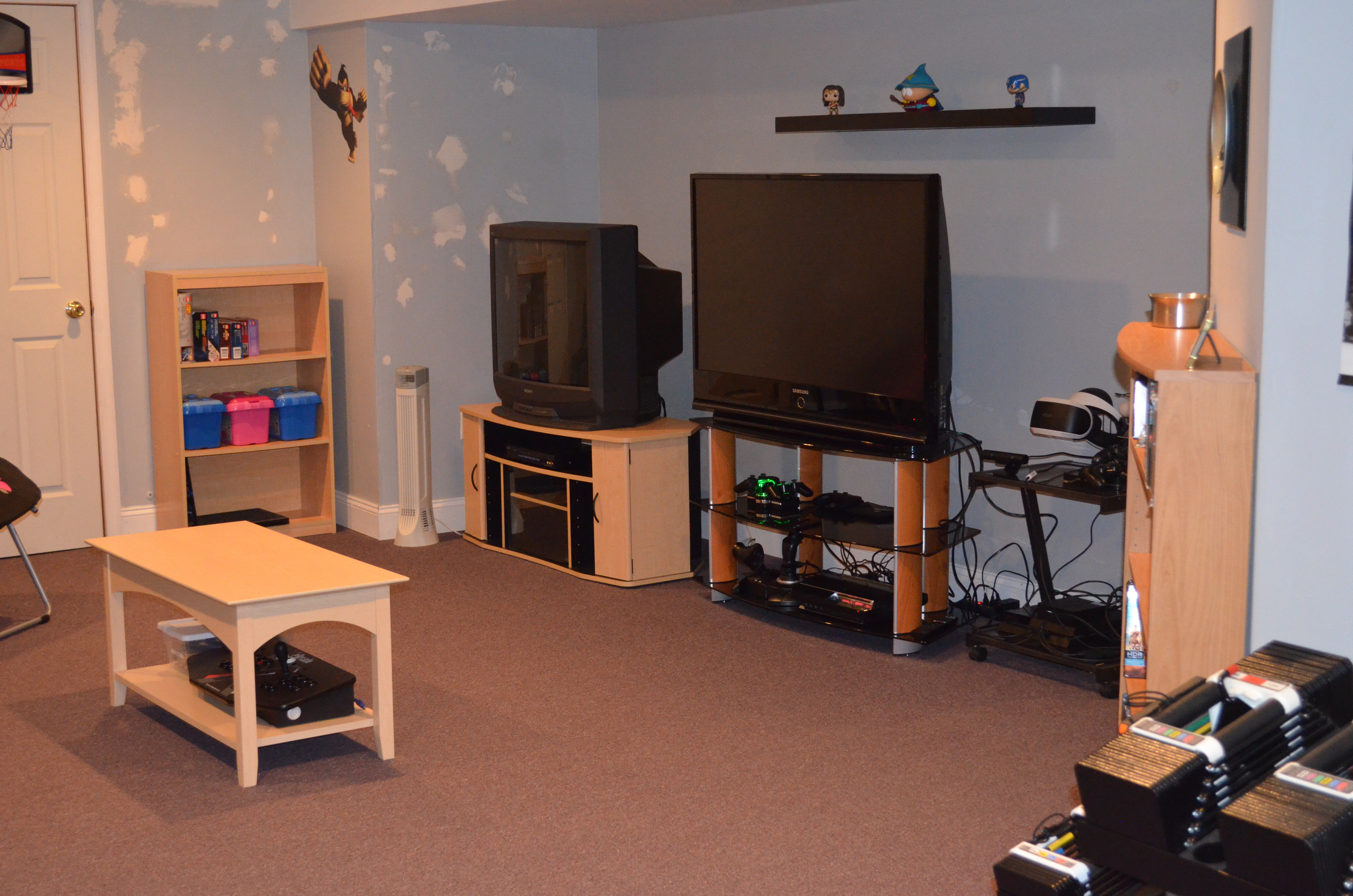 For now, the living area. The PS3, PS4/PSVR (the PS4 Pro is upstairs), and Nvidia Shield are all here.
