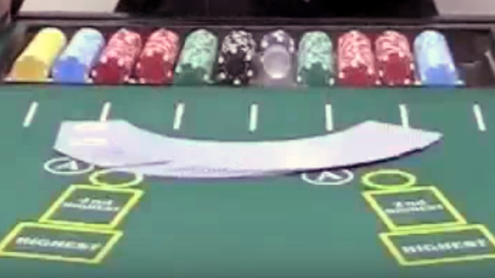 How to play Pai Gow poker?