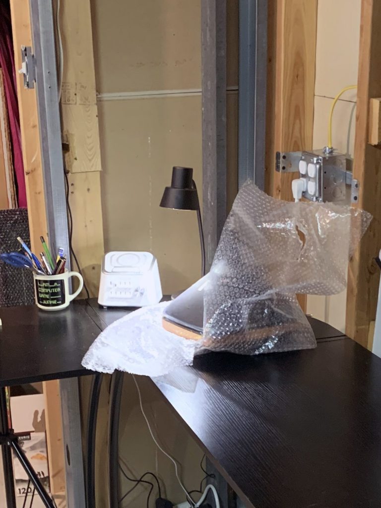 The old, broken monitor is out and will be recycled.