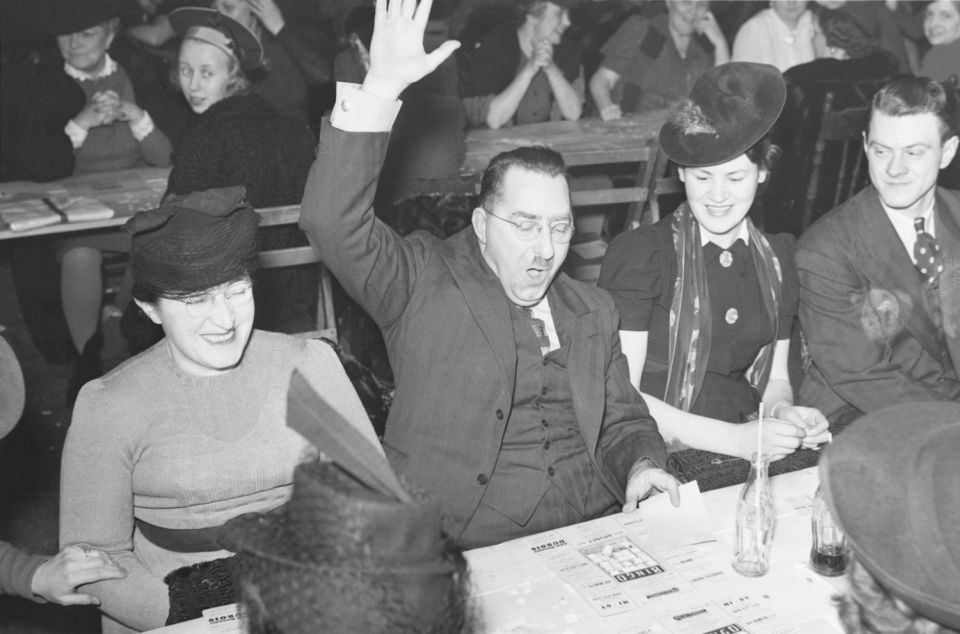 A bingo winner in Montreal, Quebec in 1941.By Conrad Poirier - This file has been scanned and uploaded to Wikimedia Commons with the gracious permission and cooperation of Bibliothèque et Archives nationales du Québec and Wikimedia Canada under the Poirier Project., Public Domain, https://commons.wikimedia.org/w/index.php?curid=34546802