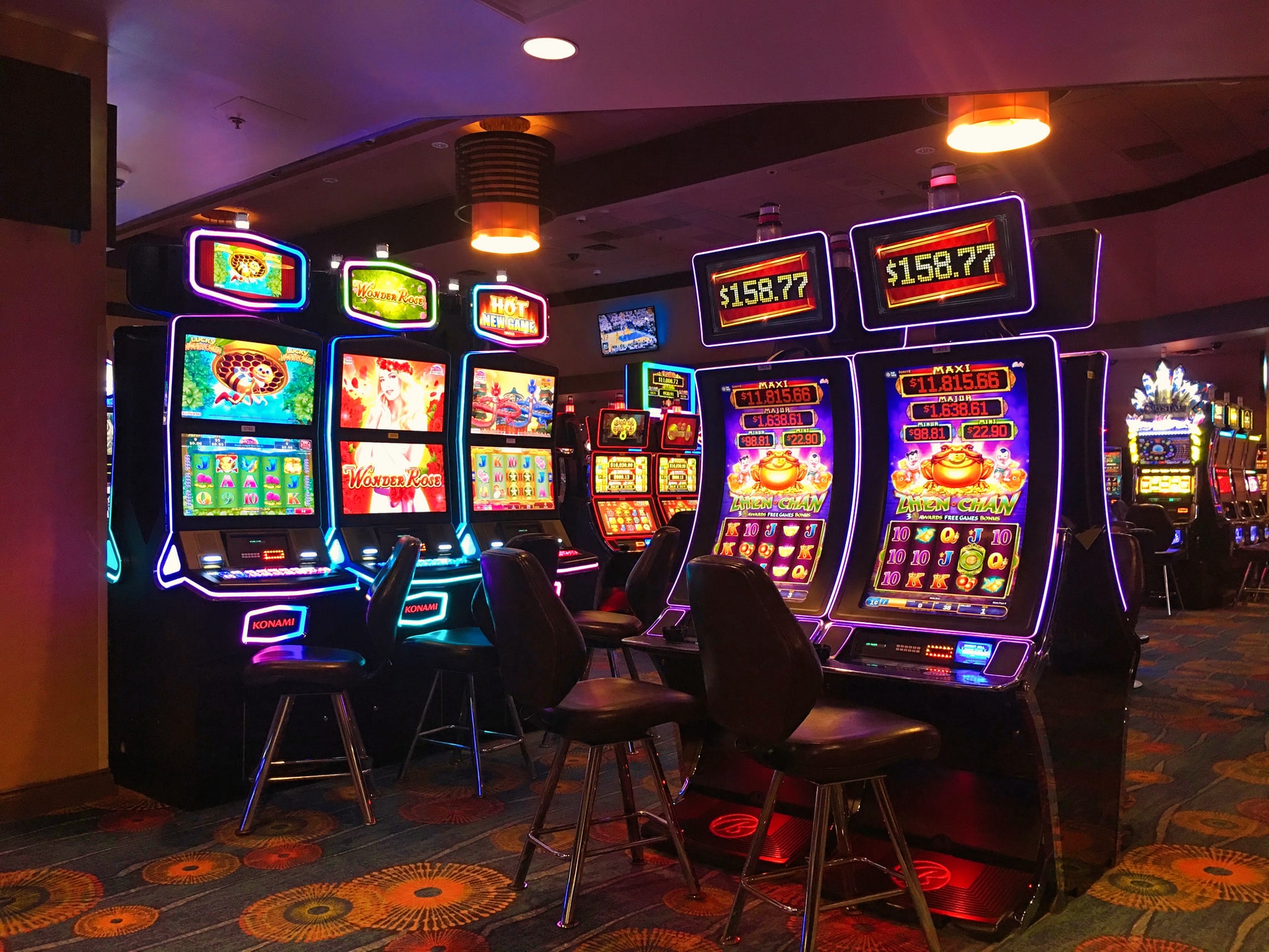 Can You Use a Strategy When You Play Online Slots? - Armchair Arcade