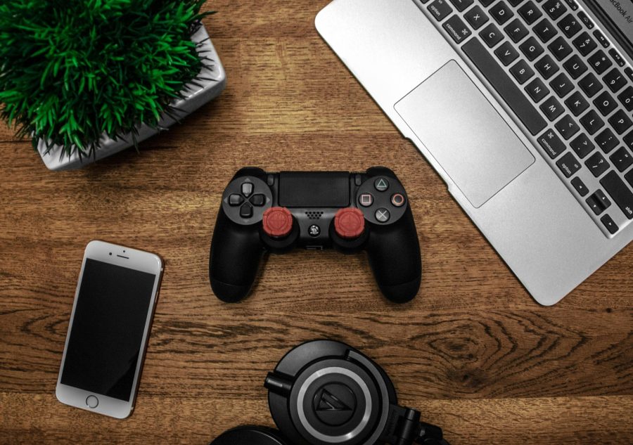 Gamepad, Smartphone, Laptop, Plant, and Headphones