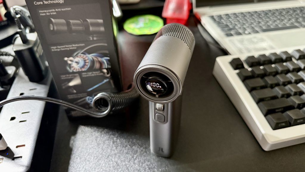 JisuLife Handheld Fan Ultra2 being charged.