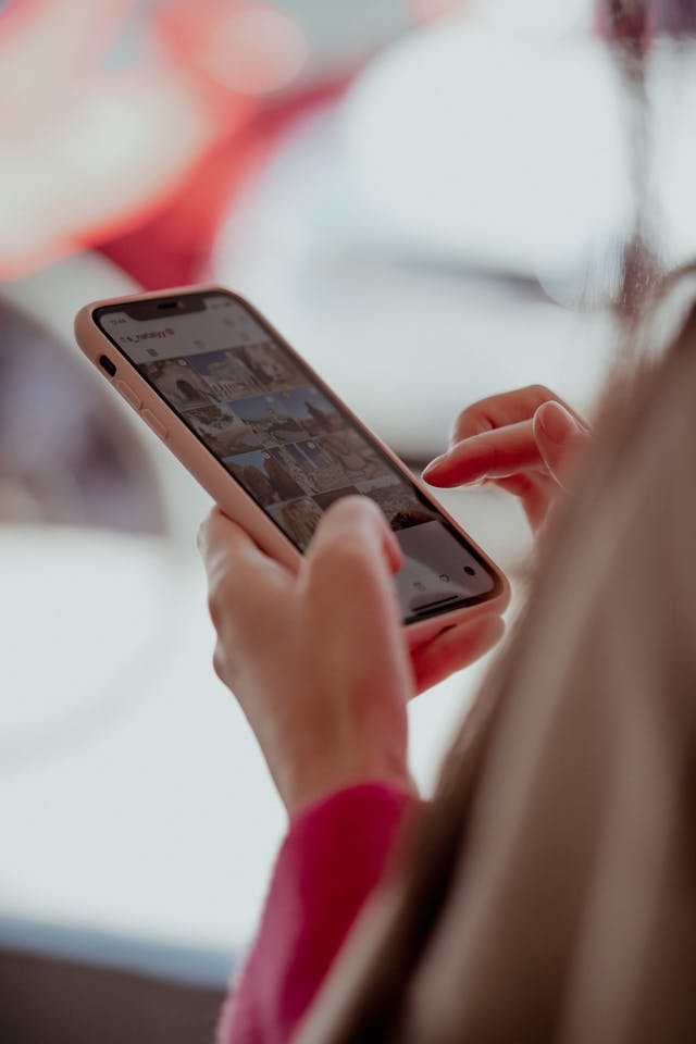 woman holding a smartphone