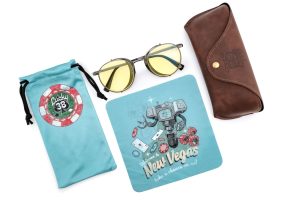 GUNNAR x Amazon Studios Fallout: New Vegas Glasses (package contents)