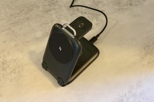 Mukiya PaktVault MagLeap Wireless Charging Stand