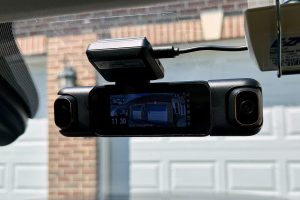 Botslab Dash Cam G980H on a windshield.