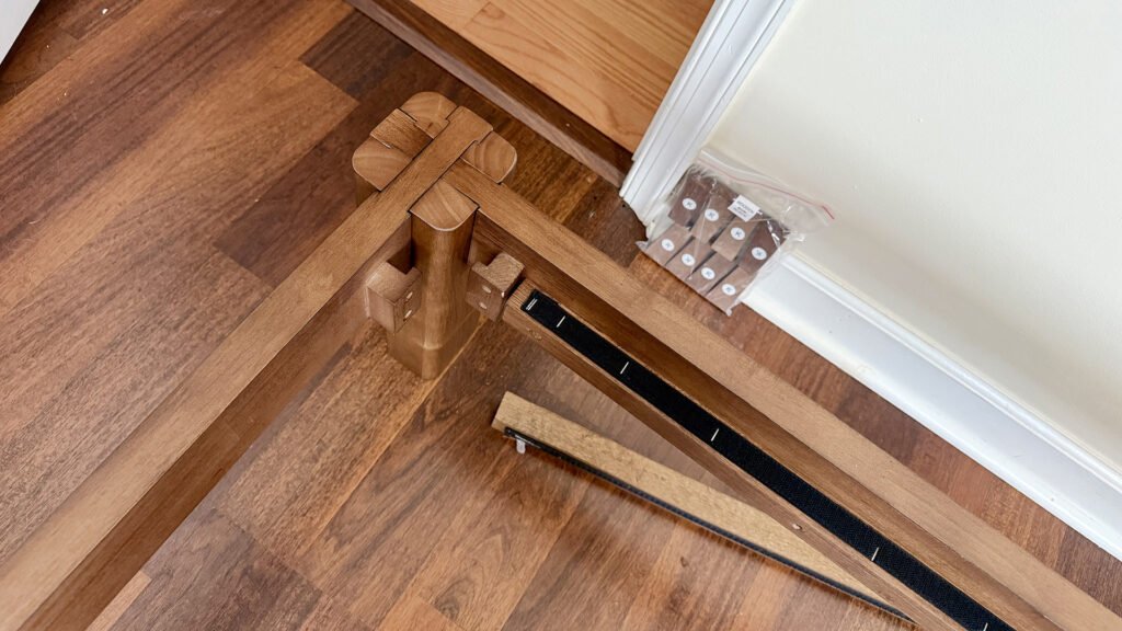 FlexiSpot Kana Japanese Joinery Bed