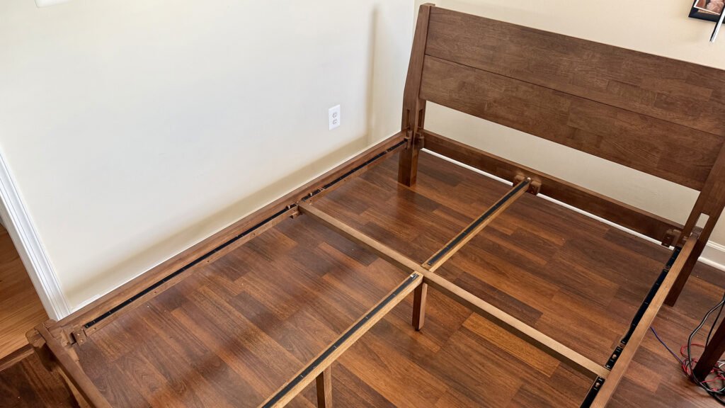 FlexiSpot Kana Japanese Joinery Bed